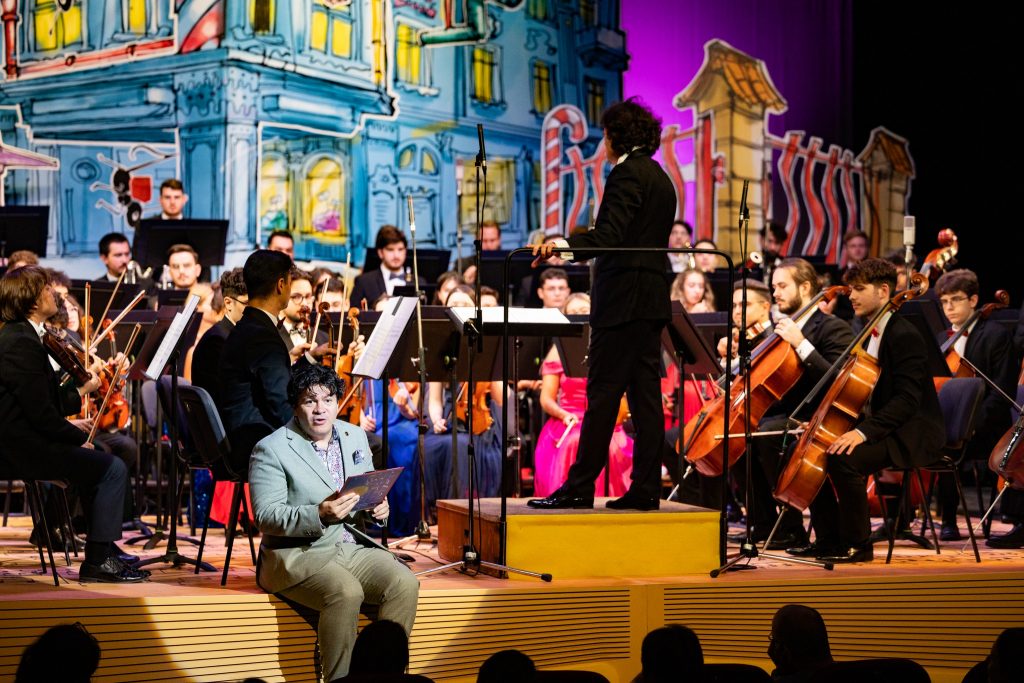 Cristian Măcelaru la spectacolul pentru copii/ foto: Maria Gîndac