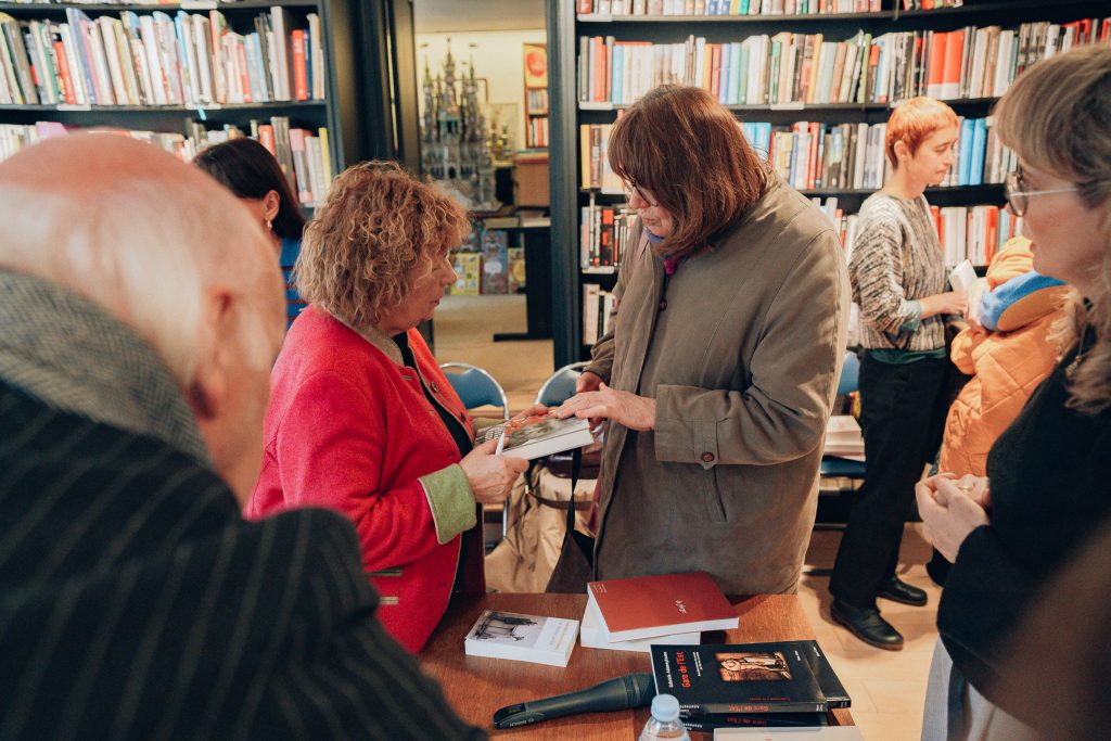 Gabriela Adameșteanu la Librăria Poloneză din Paris/ foto: George Andrei Ilie, Jidvei