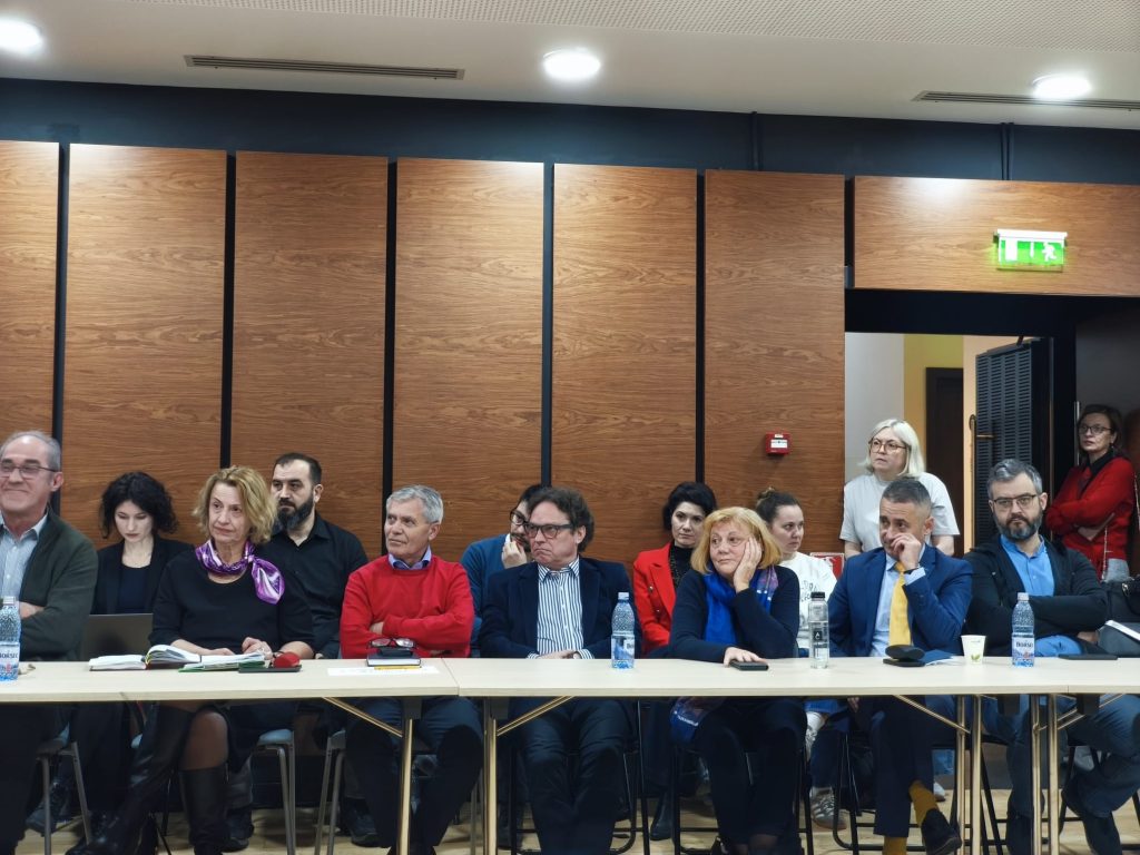 O parte dintre participanții la dezbaterea privind concursurile de management în teatre/ foto: Cultura la dubă