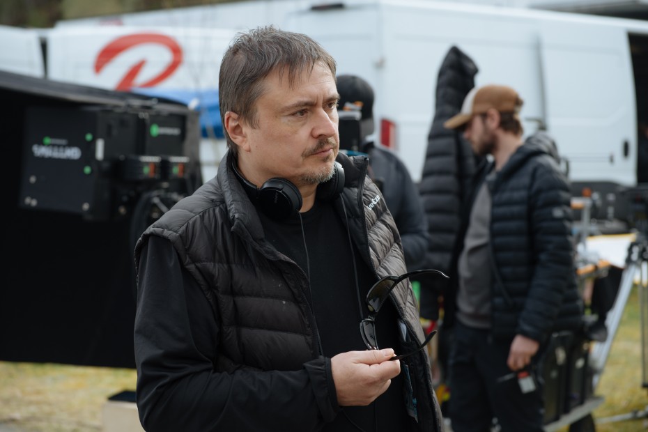 Cristian Mungiu la filmările pentru Fjord, Norvegia 2025/ foto: Adi Bulboacă pentru Cultura la dubă