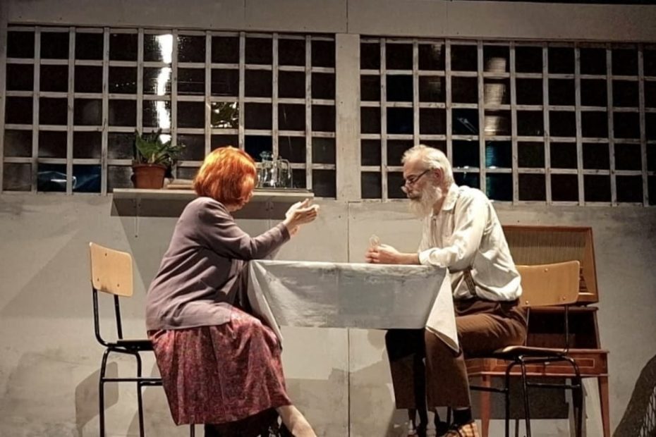 trupa teatru focsani desfiintata
